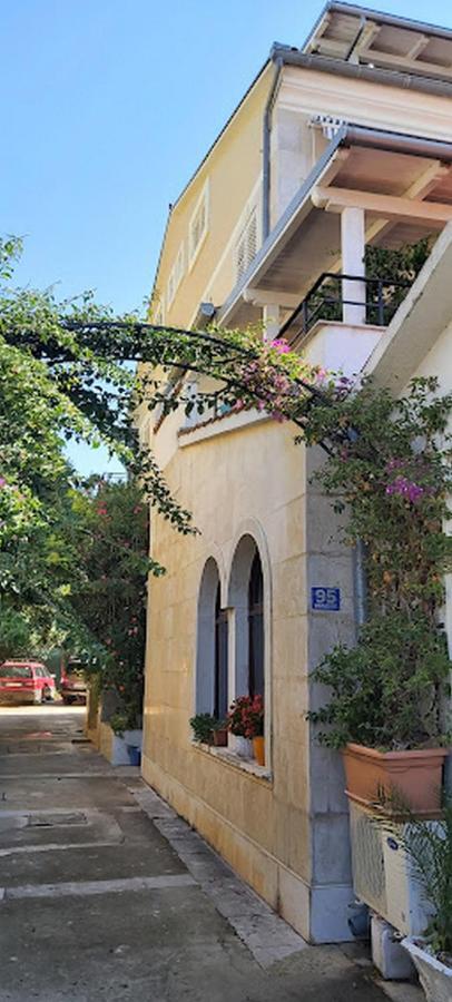 Rooms And Apartments Palma B&B Medulin Eksteriør bilde