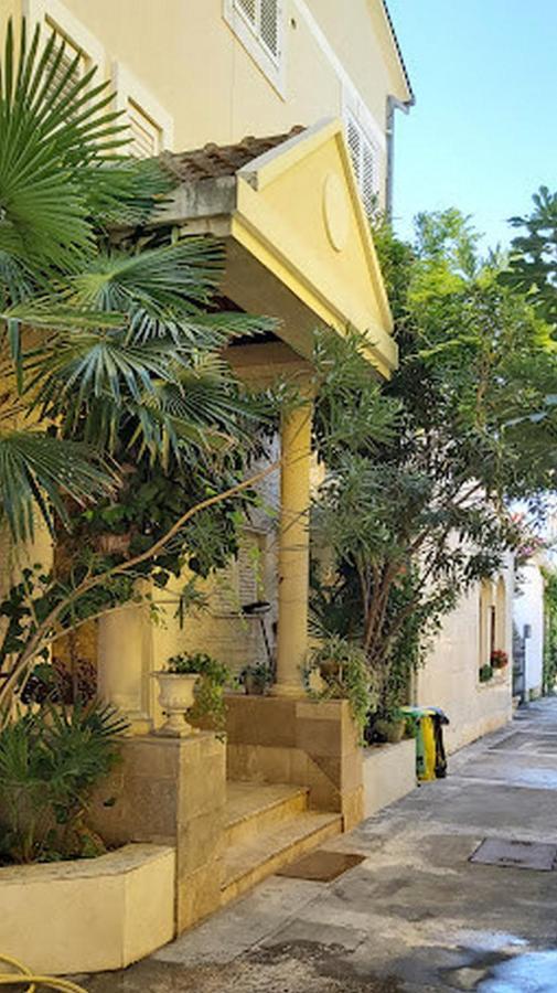 Rooms And Apartments Palma B&B Medulin Eksteriør bilde