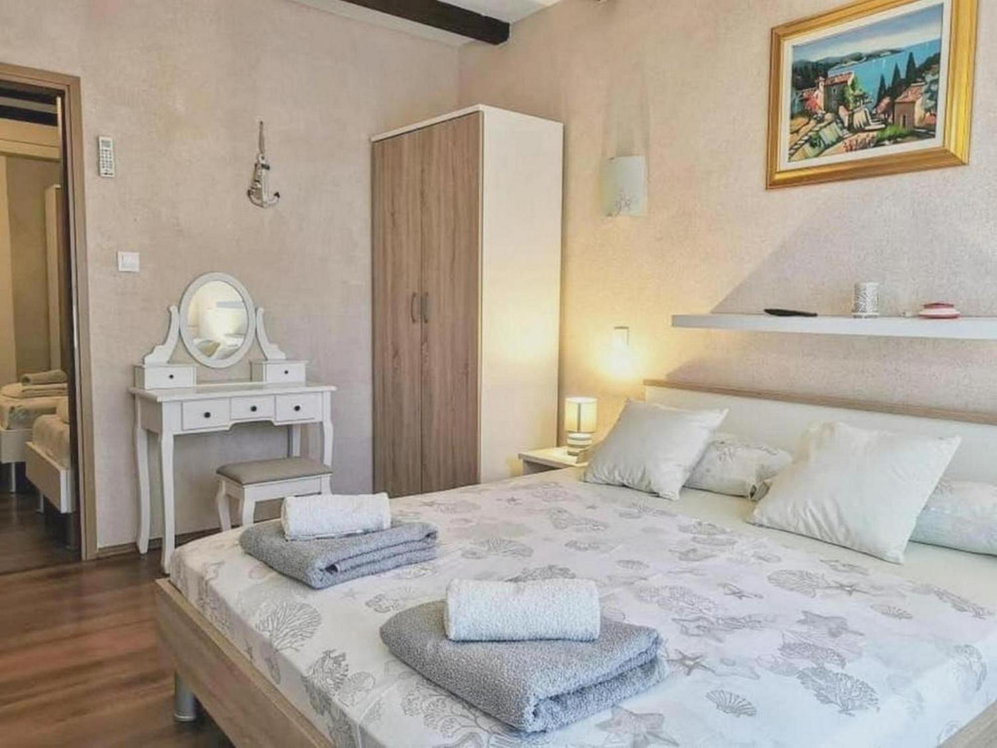 Rooms And Apartments Palma B&B Medulin Eksteriør bilde